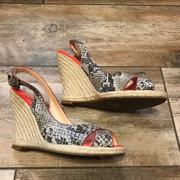 Audrey Brooke - Cute Snake Print Wedge (9) - Picture 5 of 6